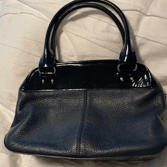 Kate Spade purse - Picture 3 of 9